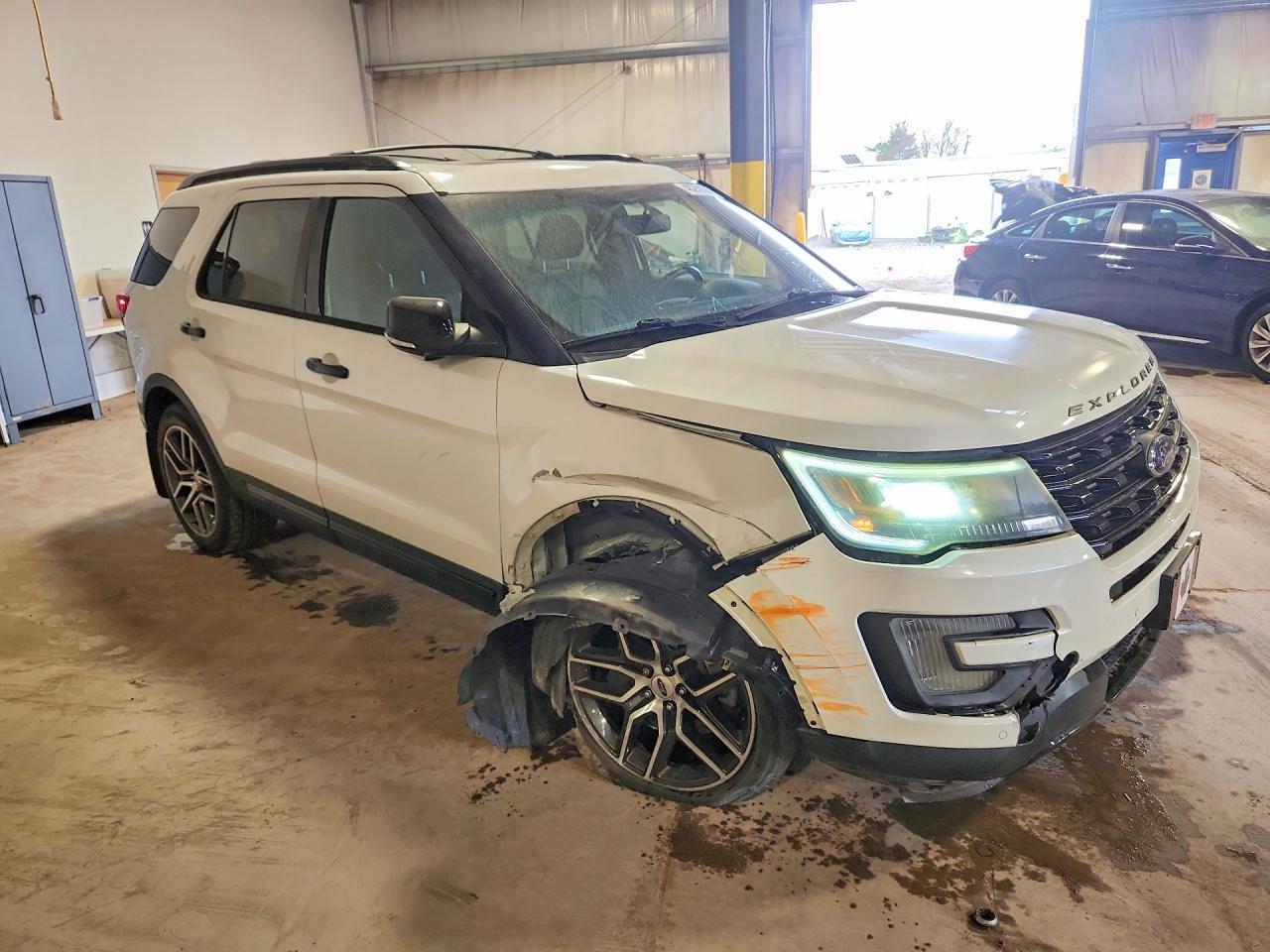 2016 FORD Explorer Sport Trac