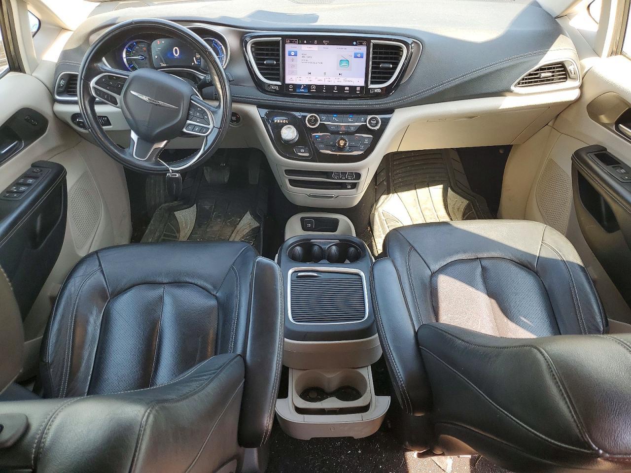 2022 CHRYSLER Pacifica