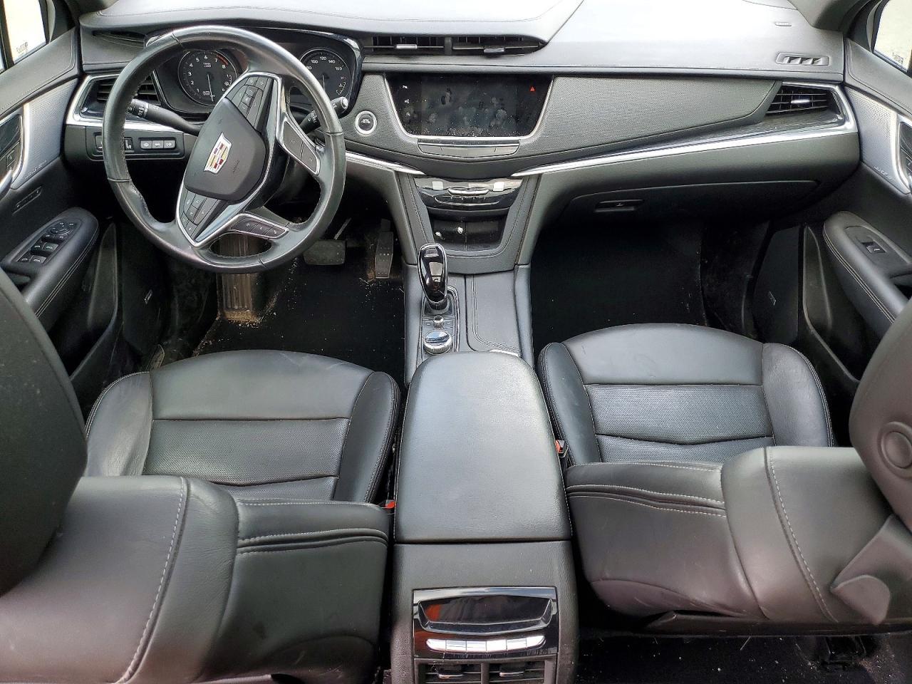 2024 CADILLAC XT5