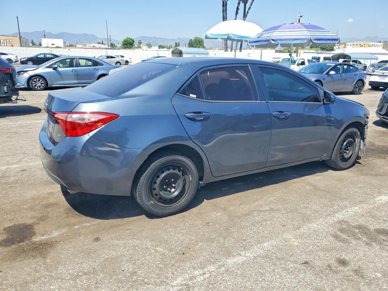 2017 TOYOTA COROLLA