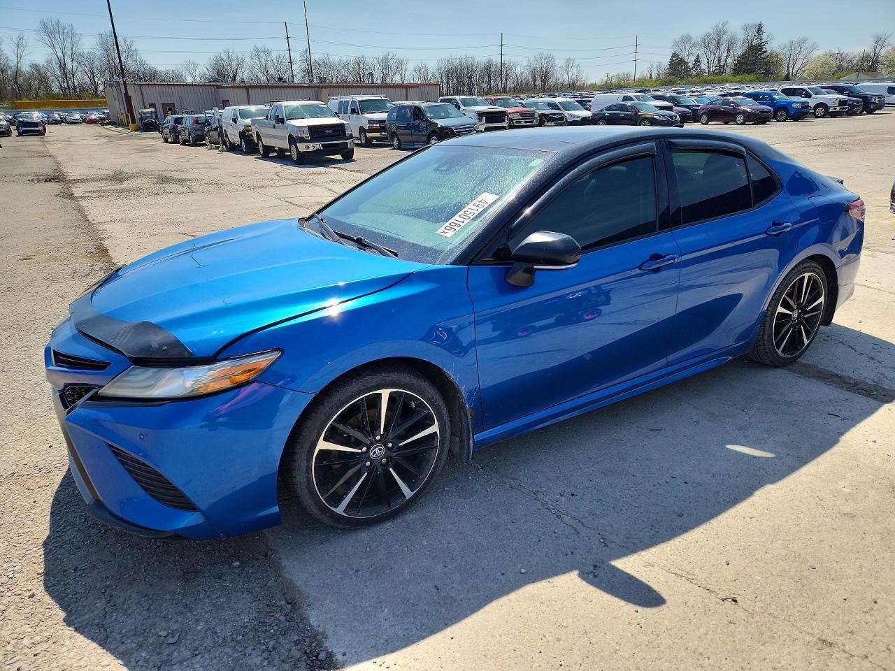 2018 TOYOTA CAMRY