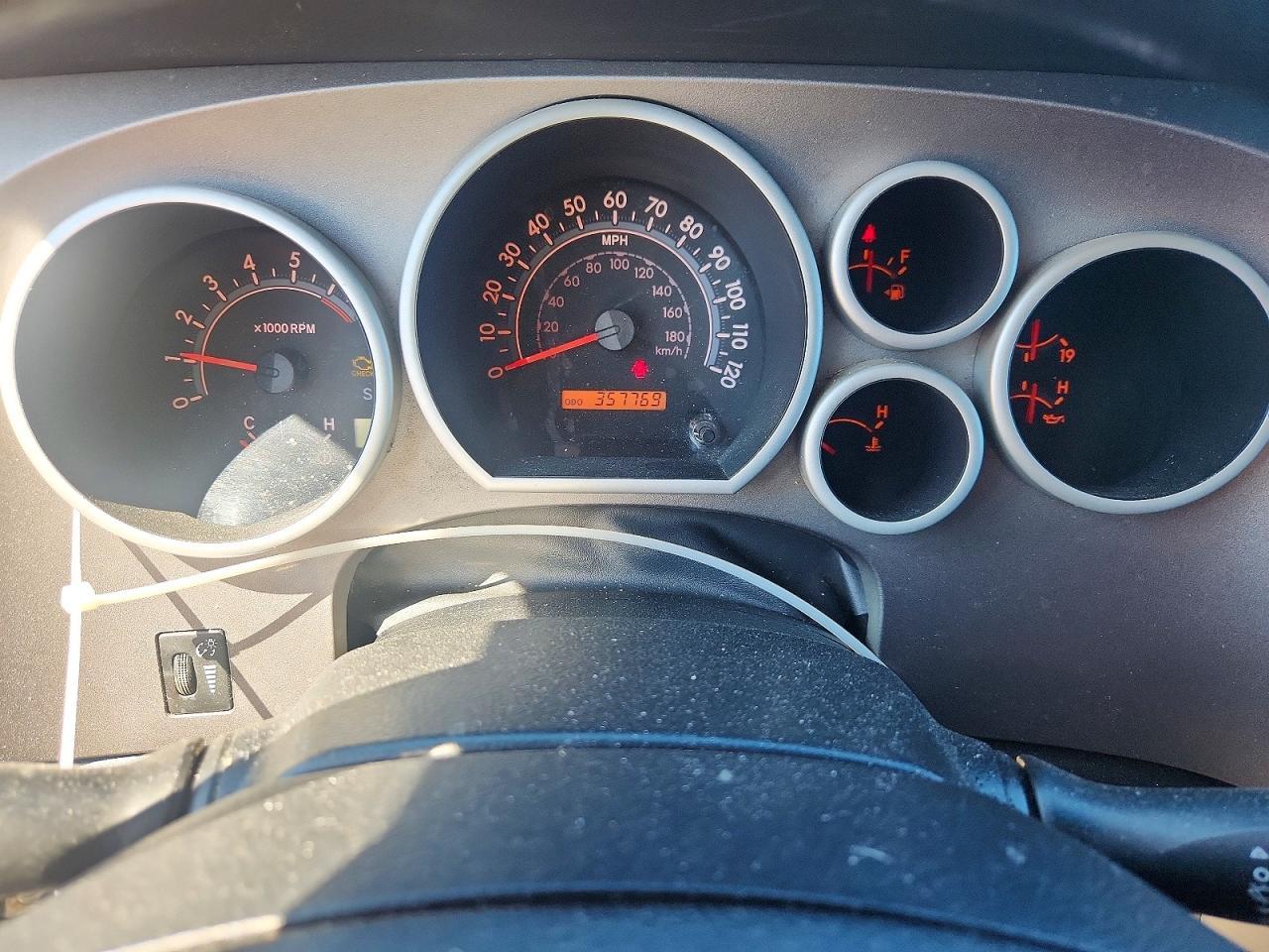 2012 TOYOTA TUNDRA