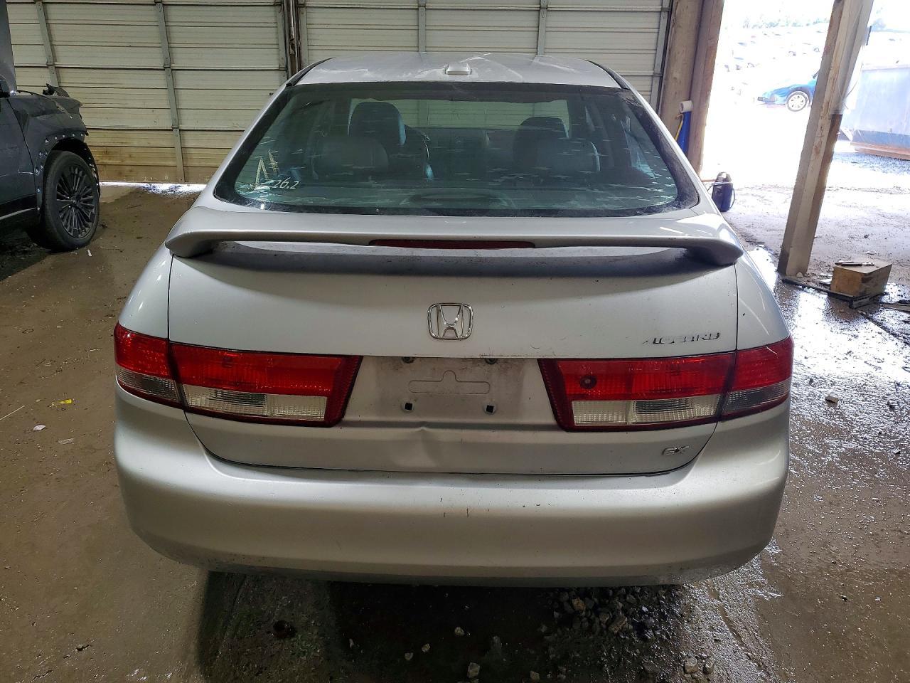 2004 HONDA ACCORD