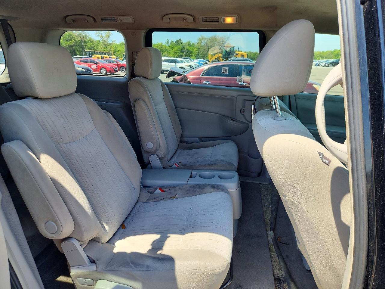 2017 NISSAN Quest