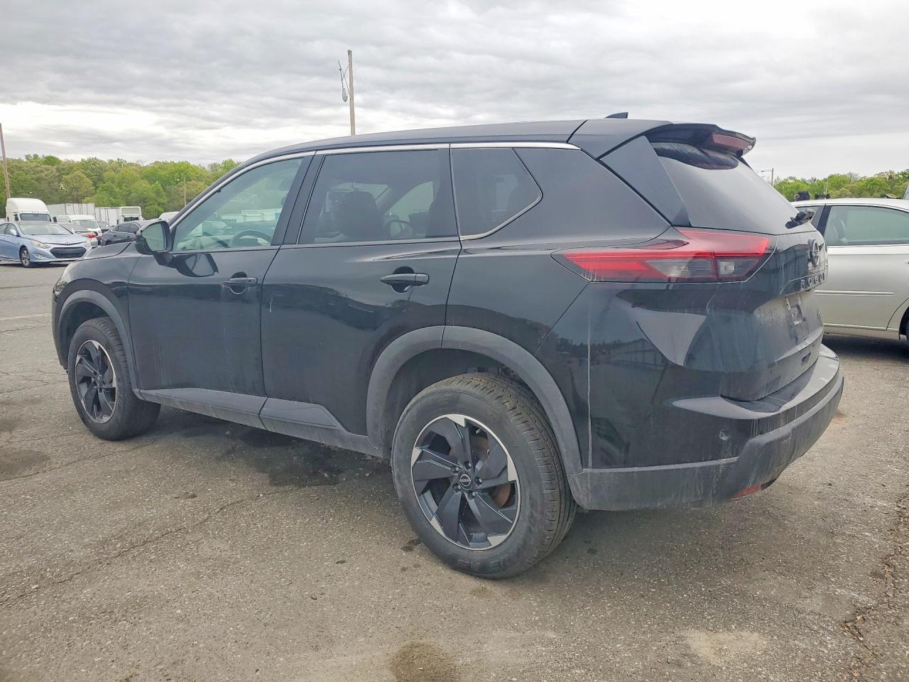 2025 NISSAN ROGUE