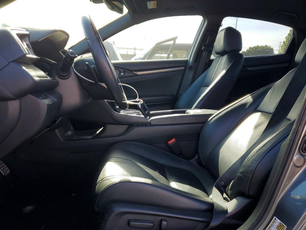 2017 HONDA CIVIC