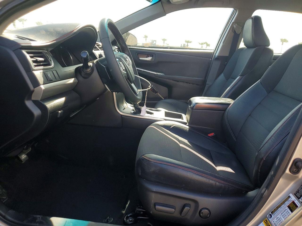 2017 TOYOTA CAMRY
