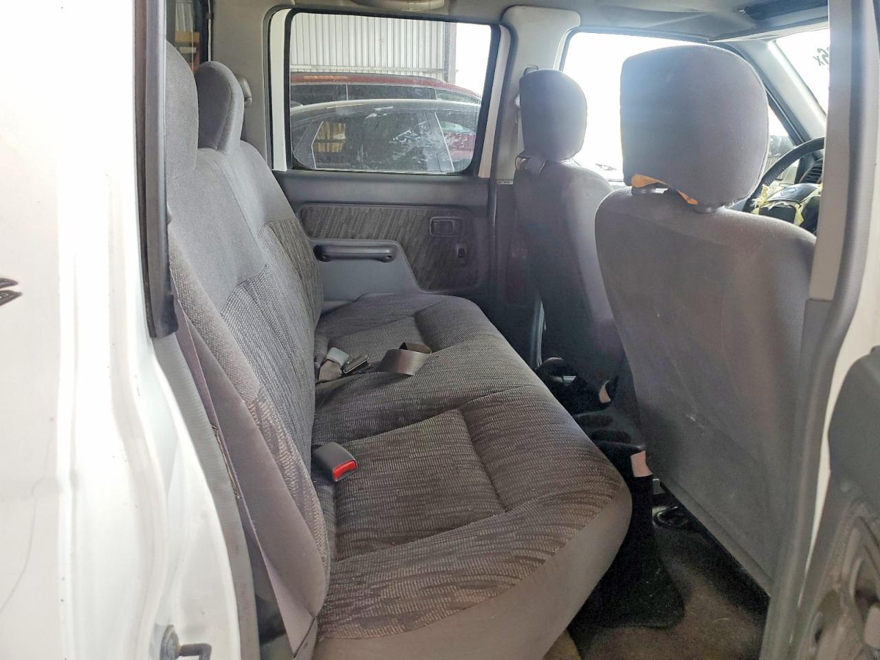 2000 NISSAN Frontier