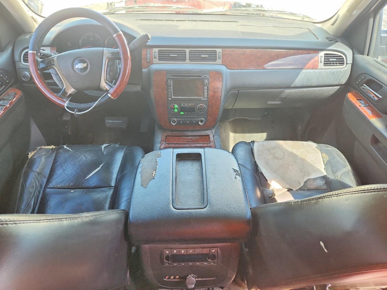 2010 CHEVROLET Suburban