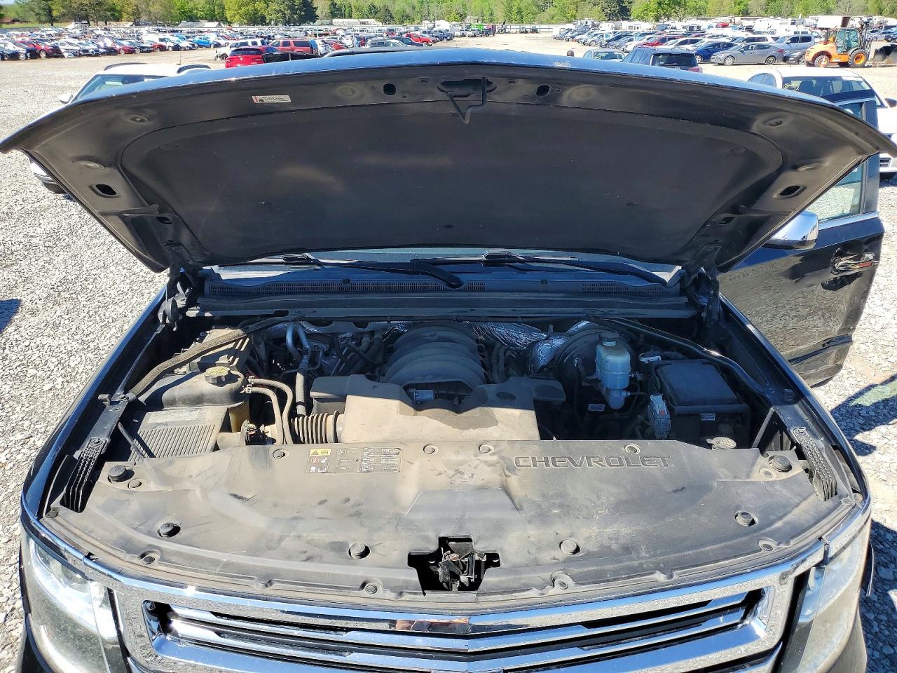 2016 CHEVROLET Suburban