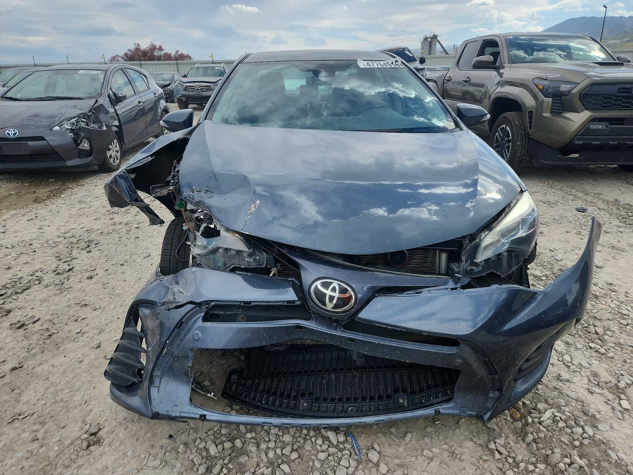 2017 TOYOTA COROLLA