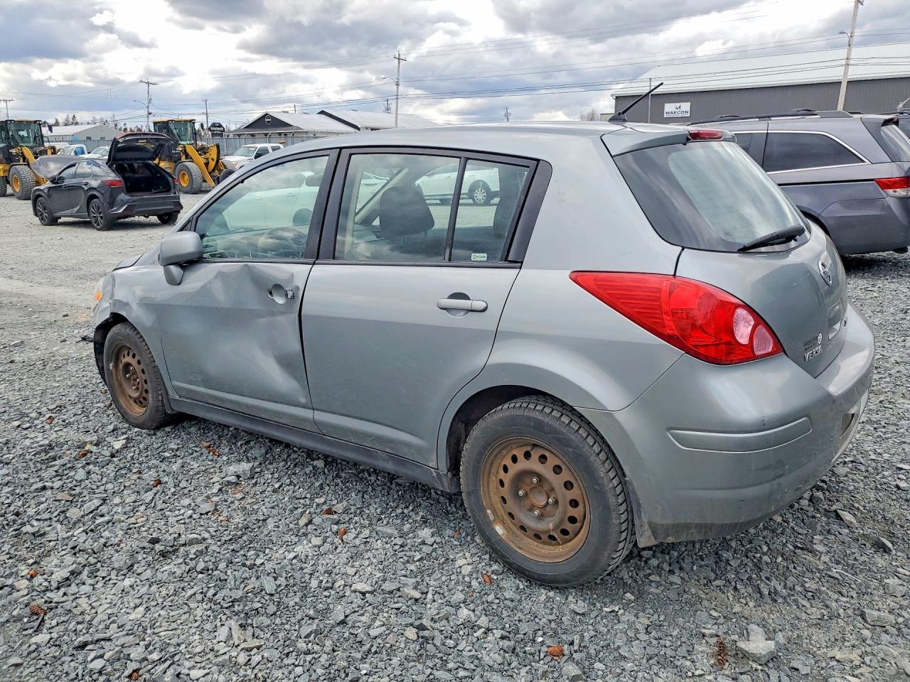 2009 NISSAN VERSA