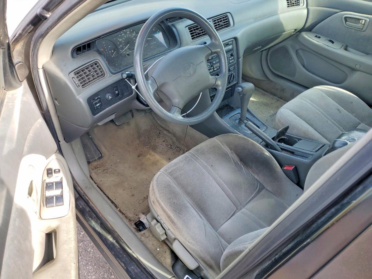 1998 TOYOTA CAMRY
