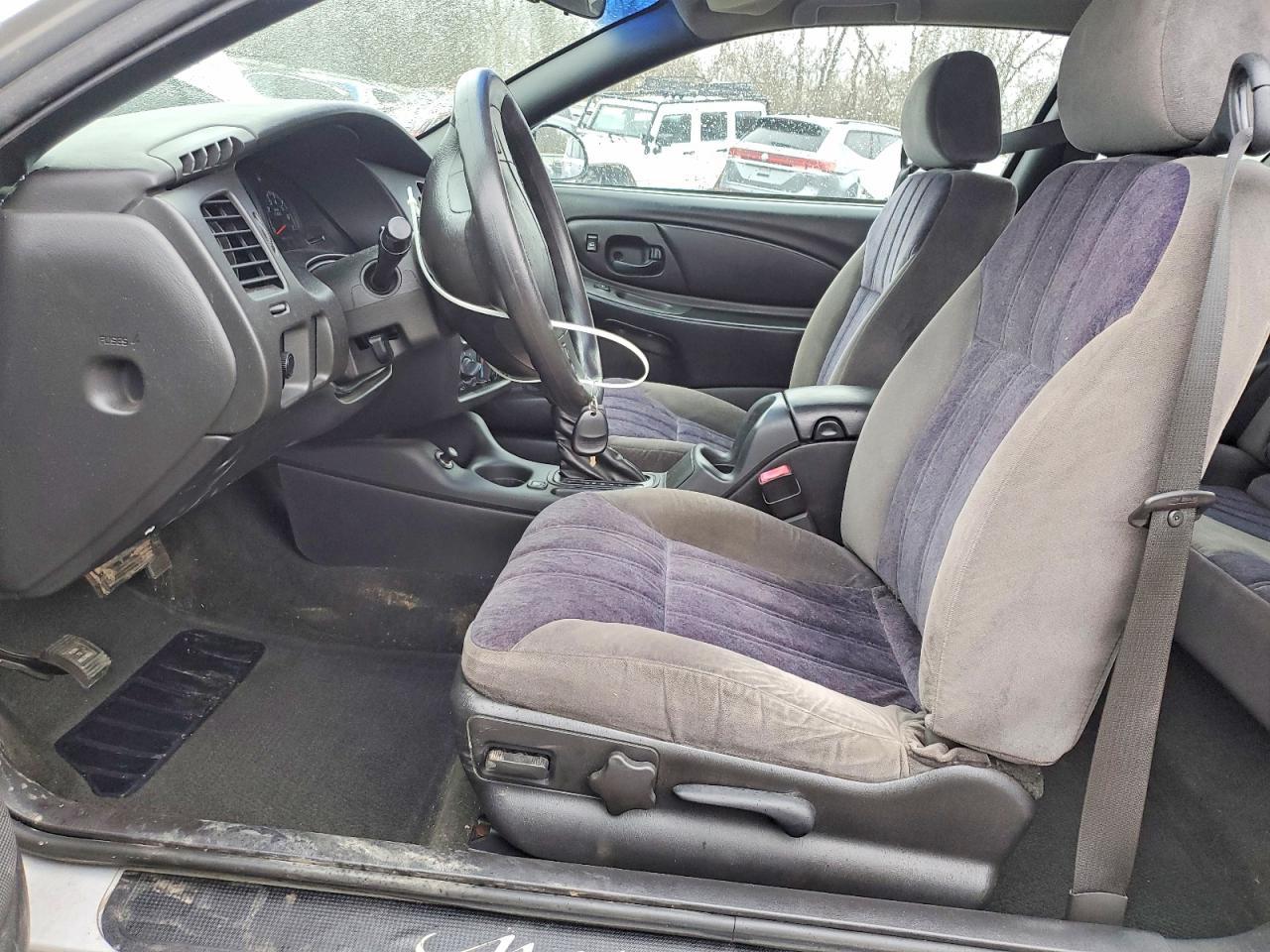 2002 CHEVROLET Monte Carlo