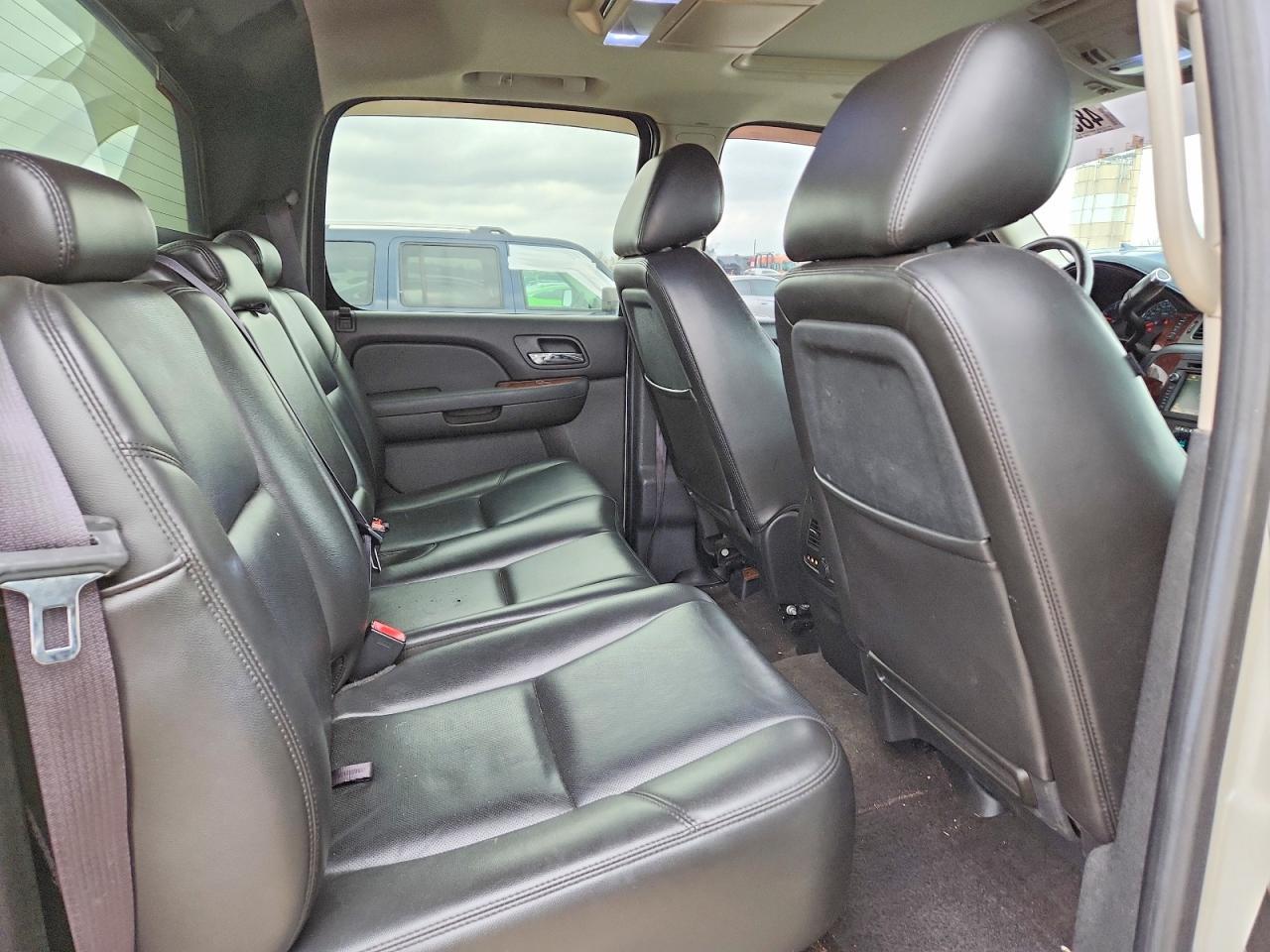 2011 CHEVROLET Avalanche