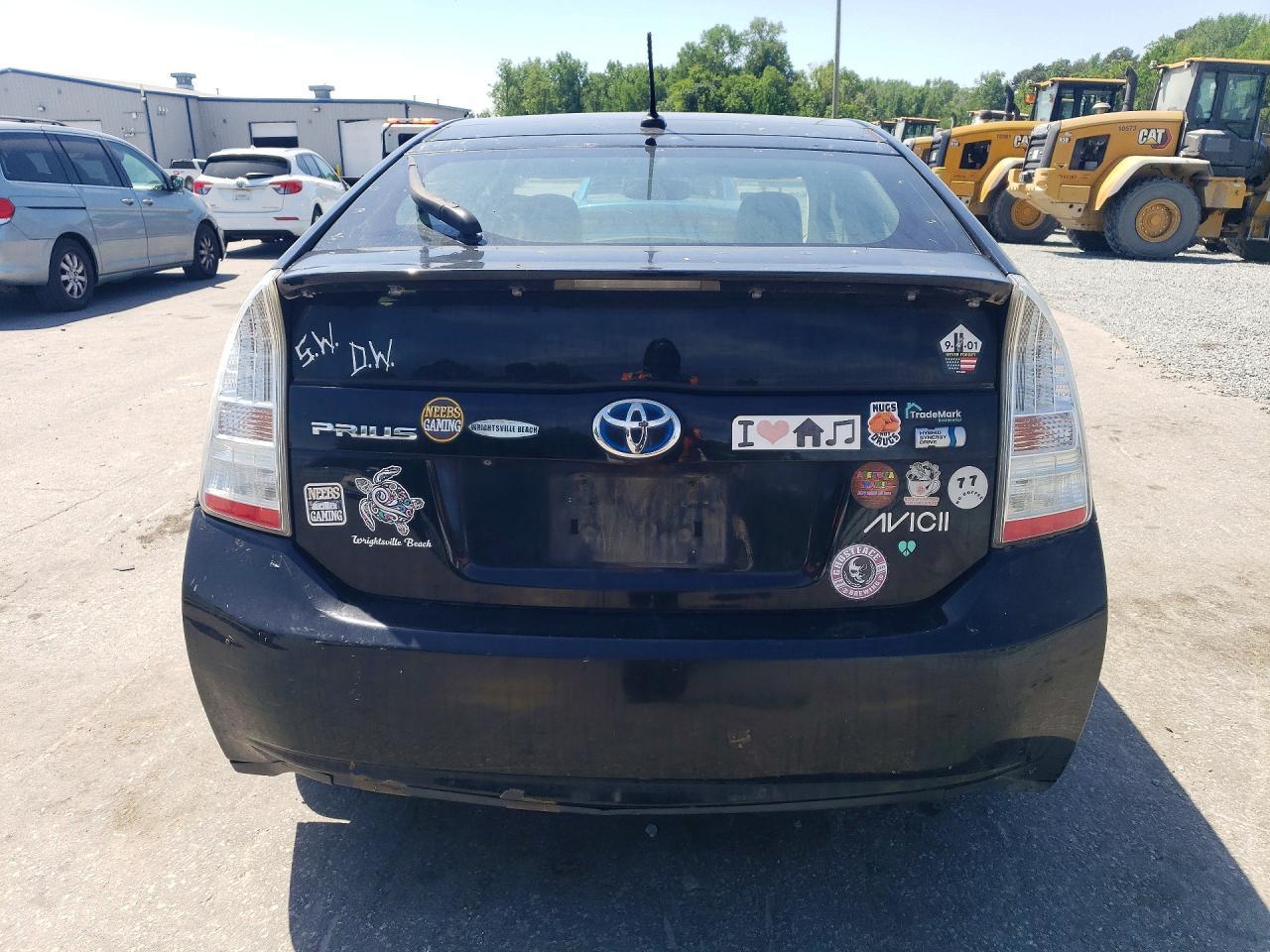 2011 TOYOTA PRIUS