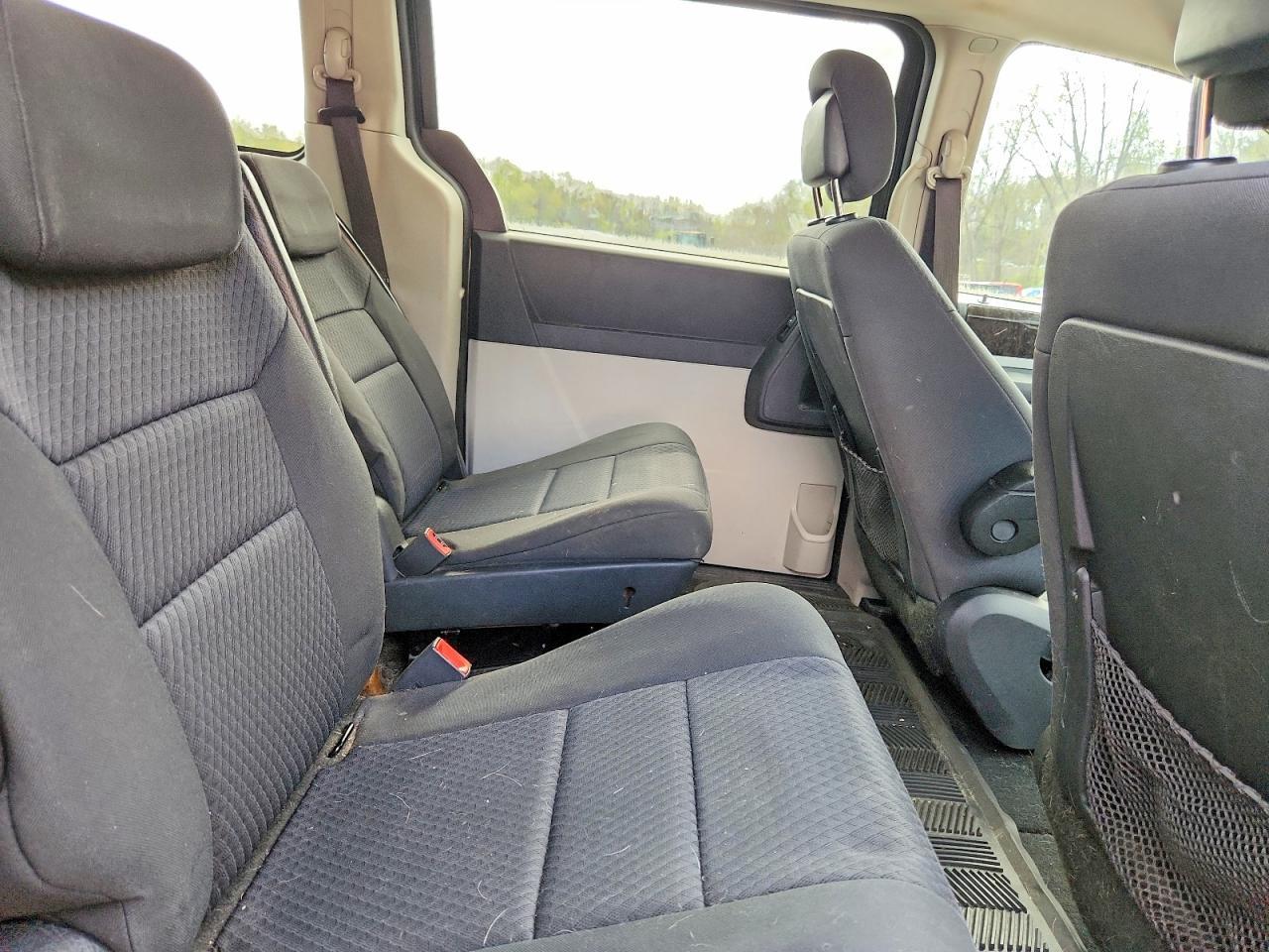 2010 DODGE CARAVAN