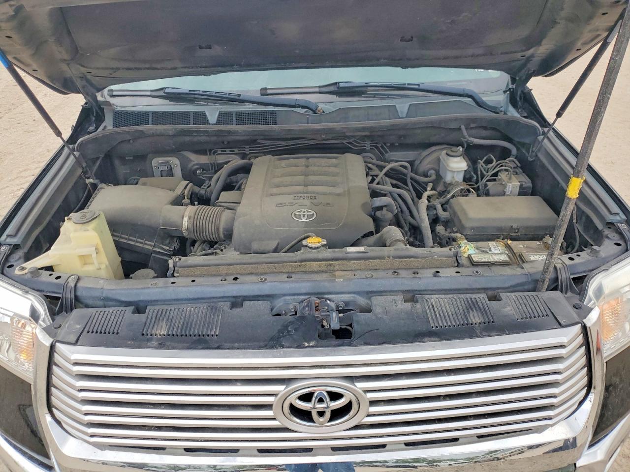 2016 TOYOTA TUNDRA