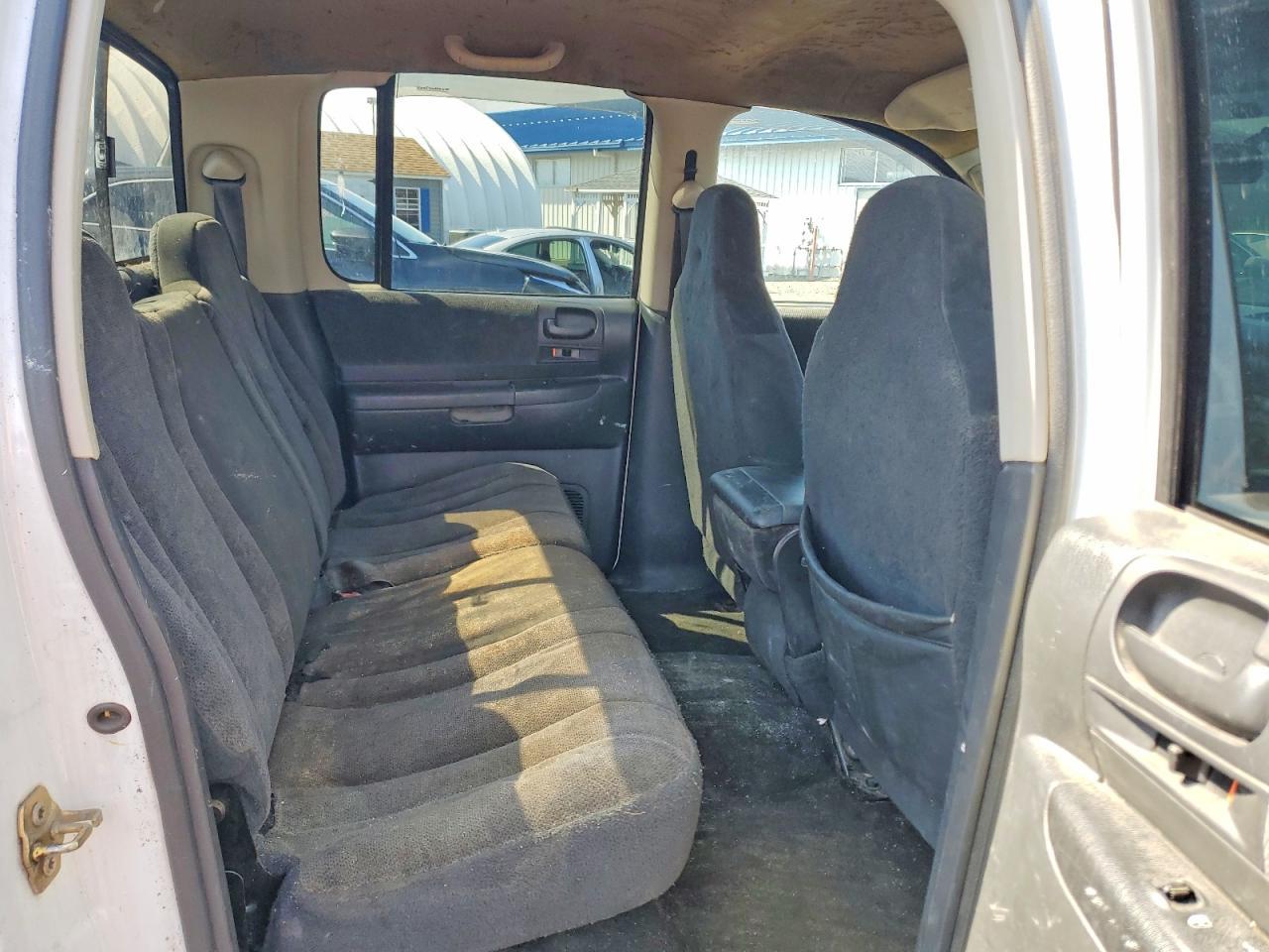2004 DODGE Dakota
