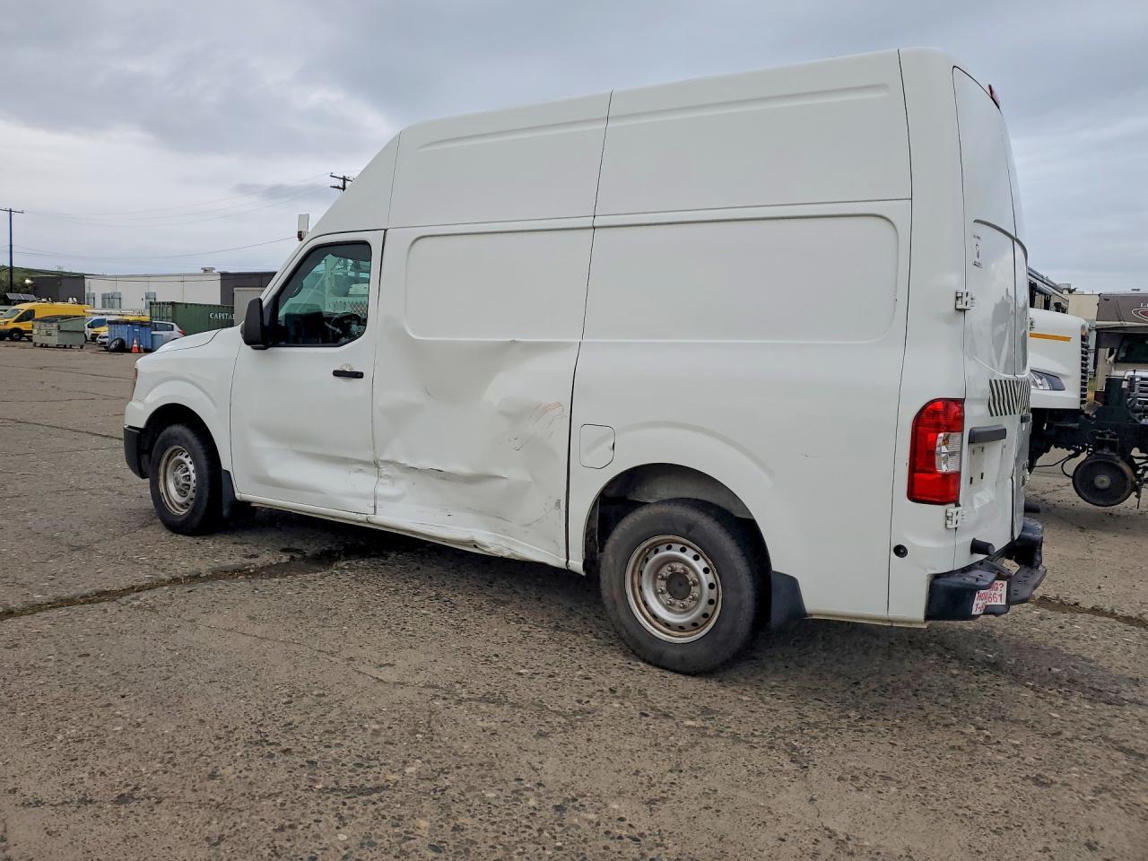 2016 NISSAN NV 2500