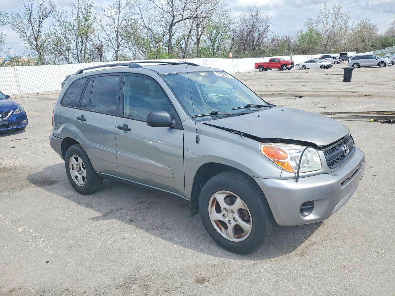2004 TOYOTA RAV4