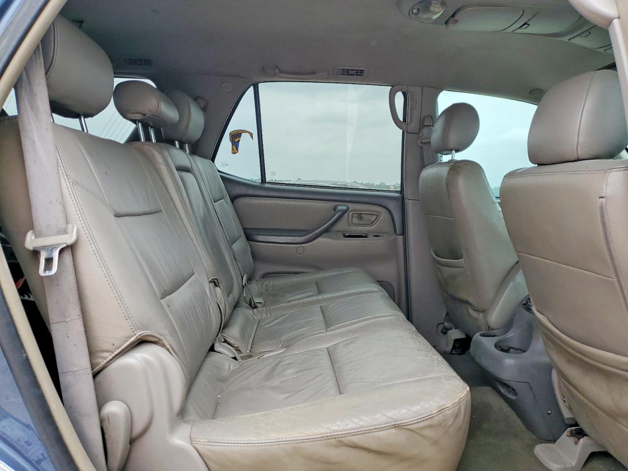 2006 TOYOTA Sequoia