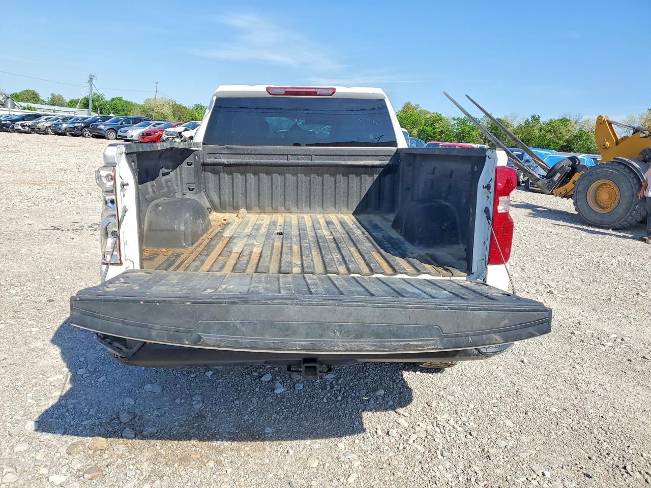 2024 CHEVROLET Silverado