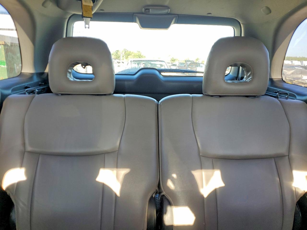 2004 TOYOTA RAV4