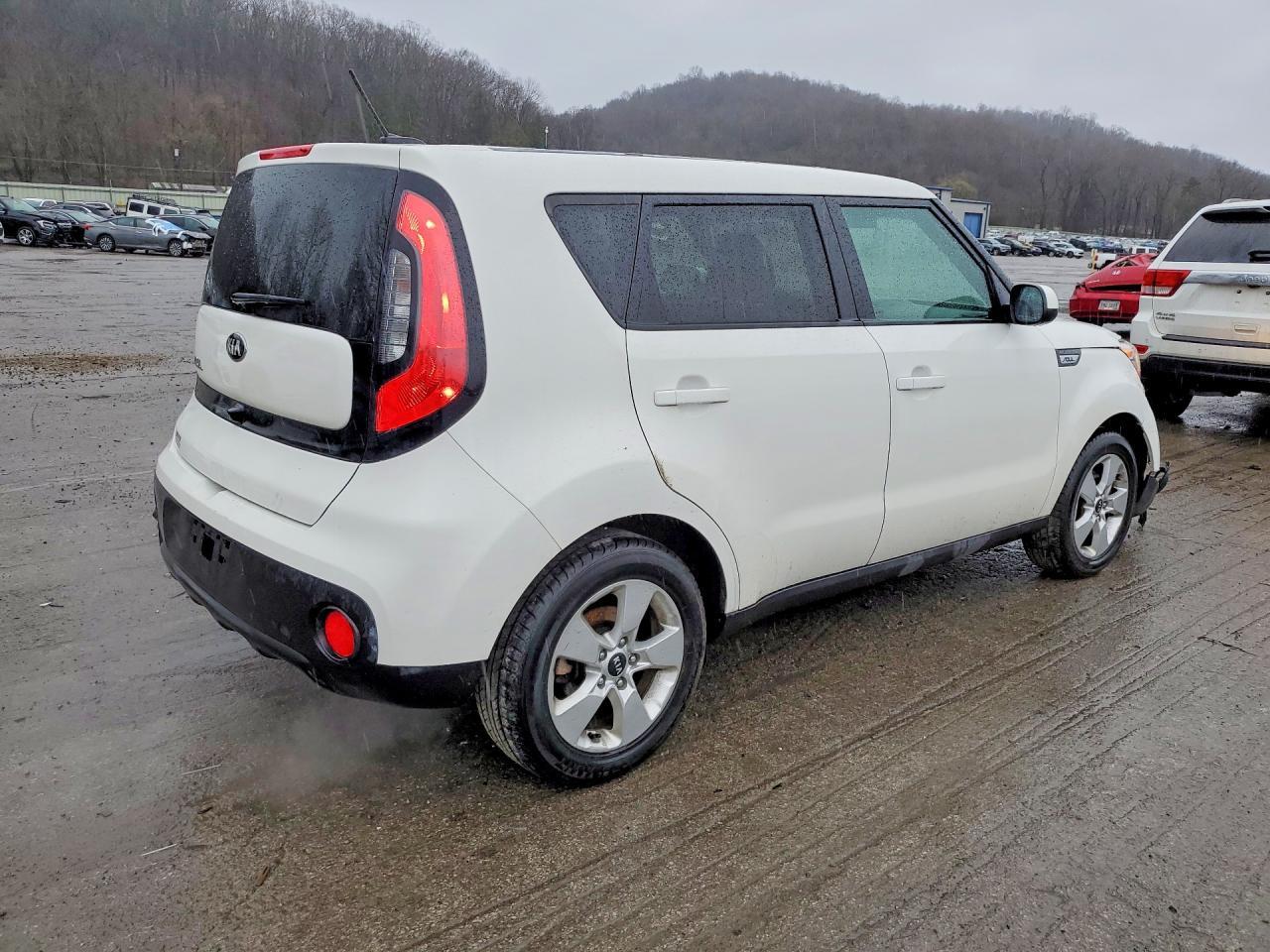 2017 KIA SOUL