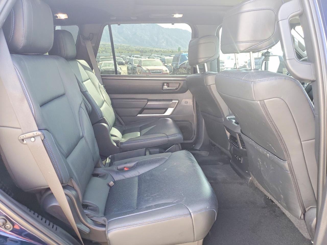 2024 TOYOTA Sequoia