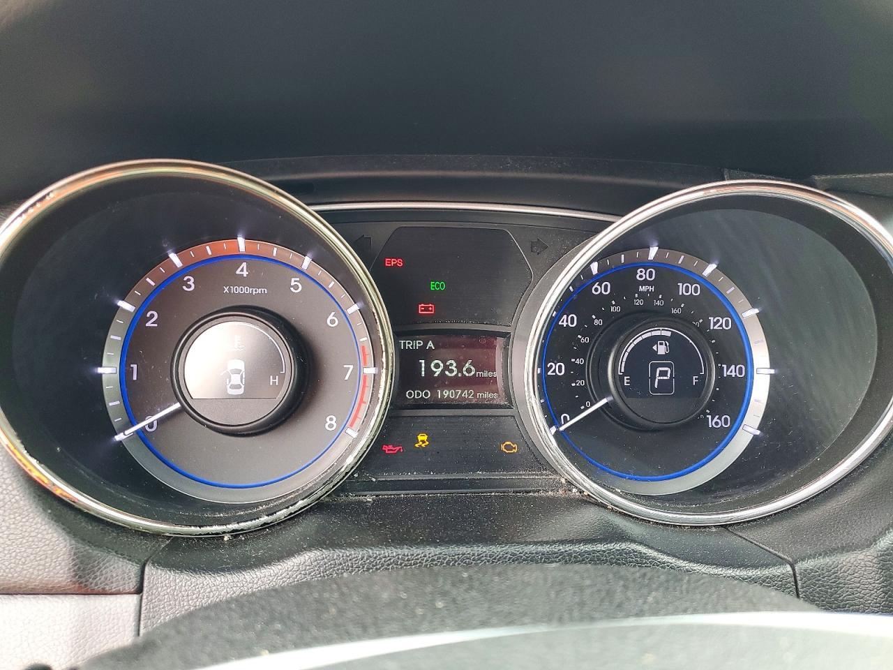 2013 HYUNDAI SONATA