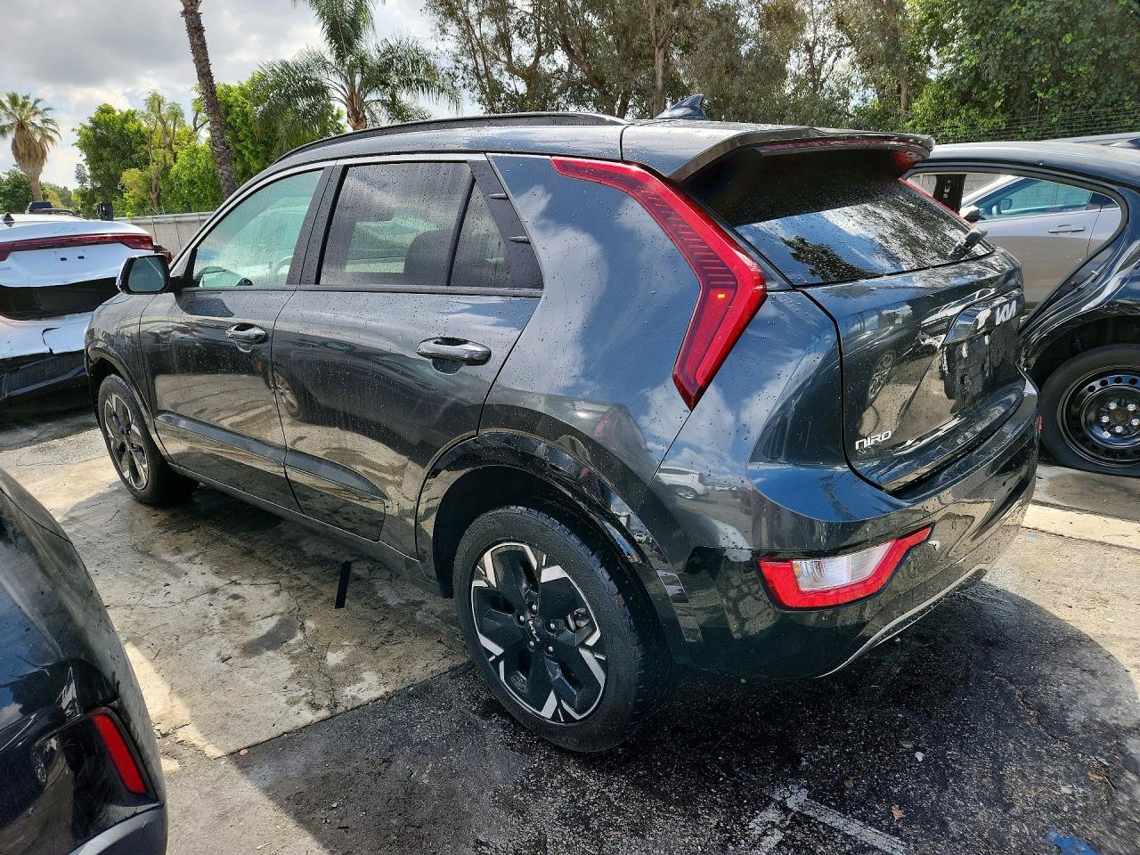 2023 KIA Niro