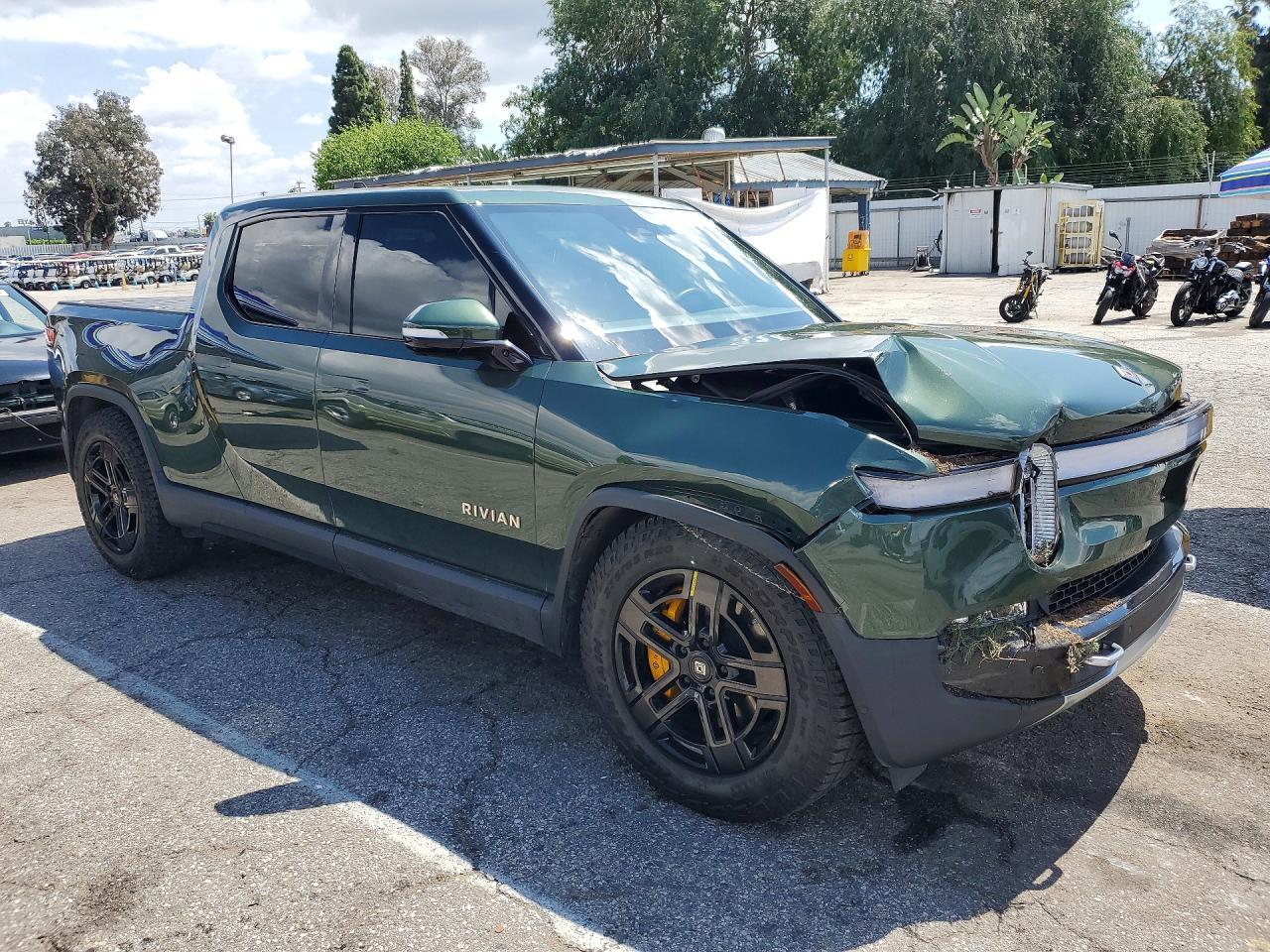 2023 RIVIAN R1t