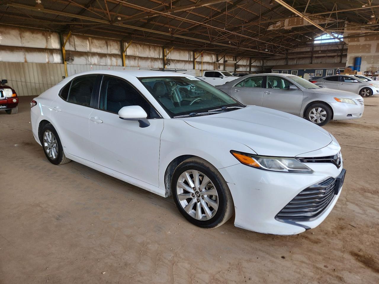 2018 TOYOTA CAMRY