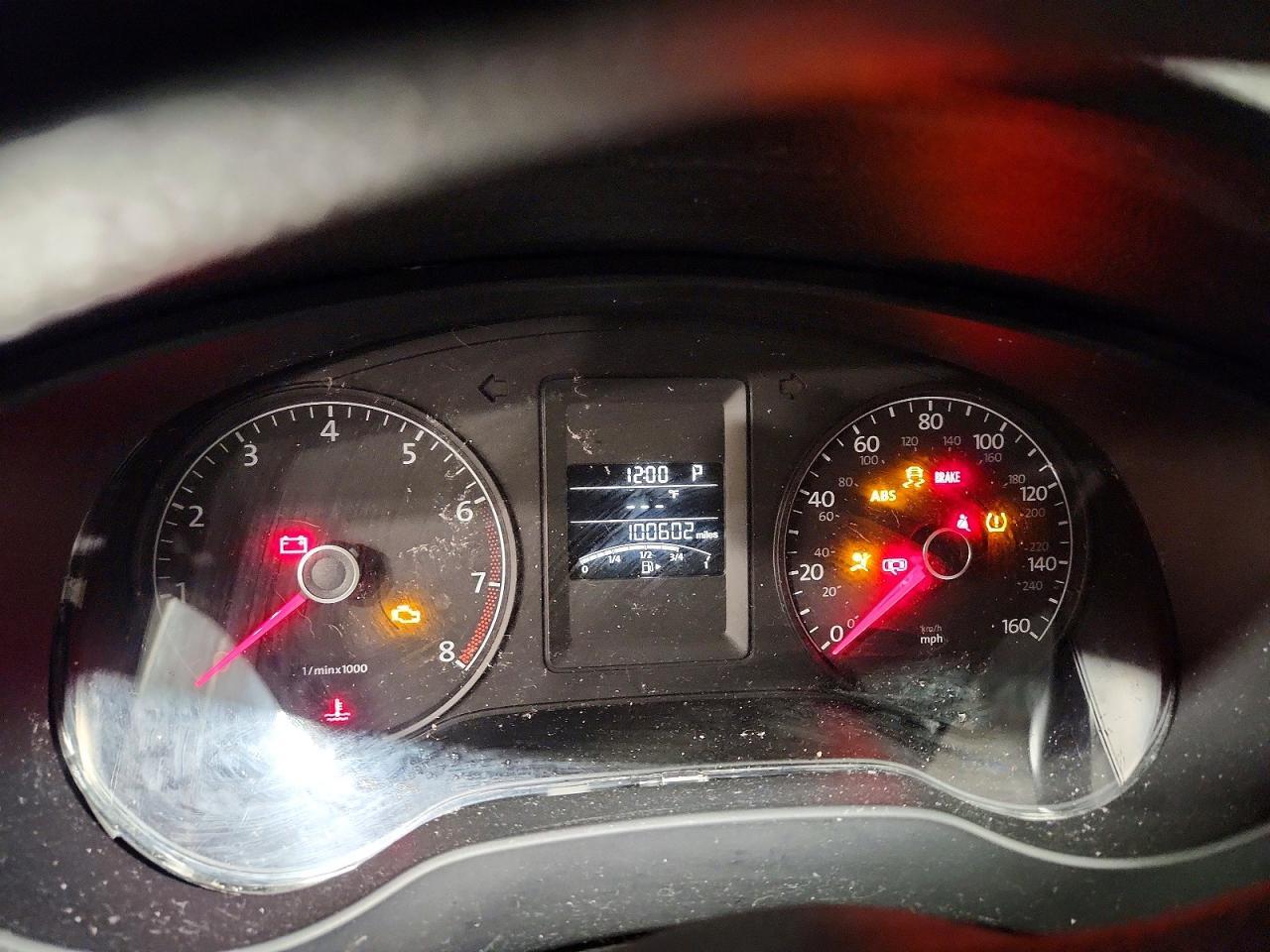2011 VOLKSWAGEN JETTA