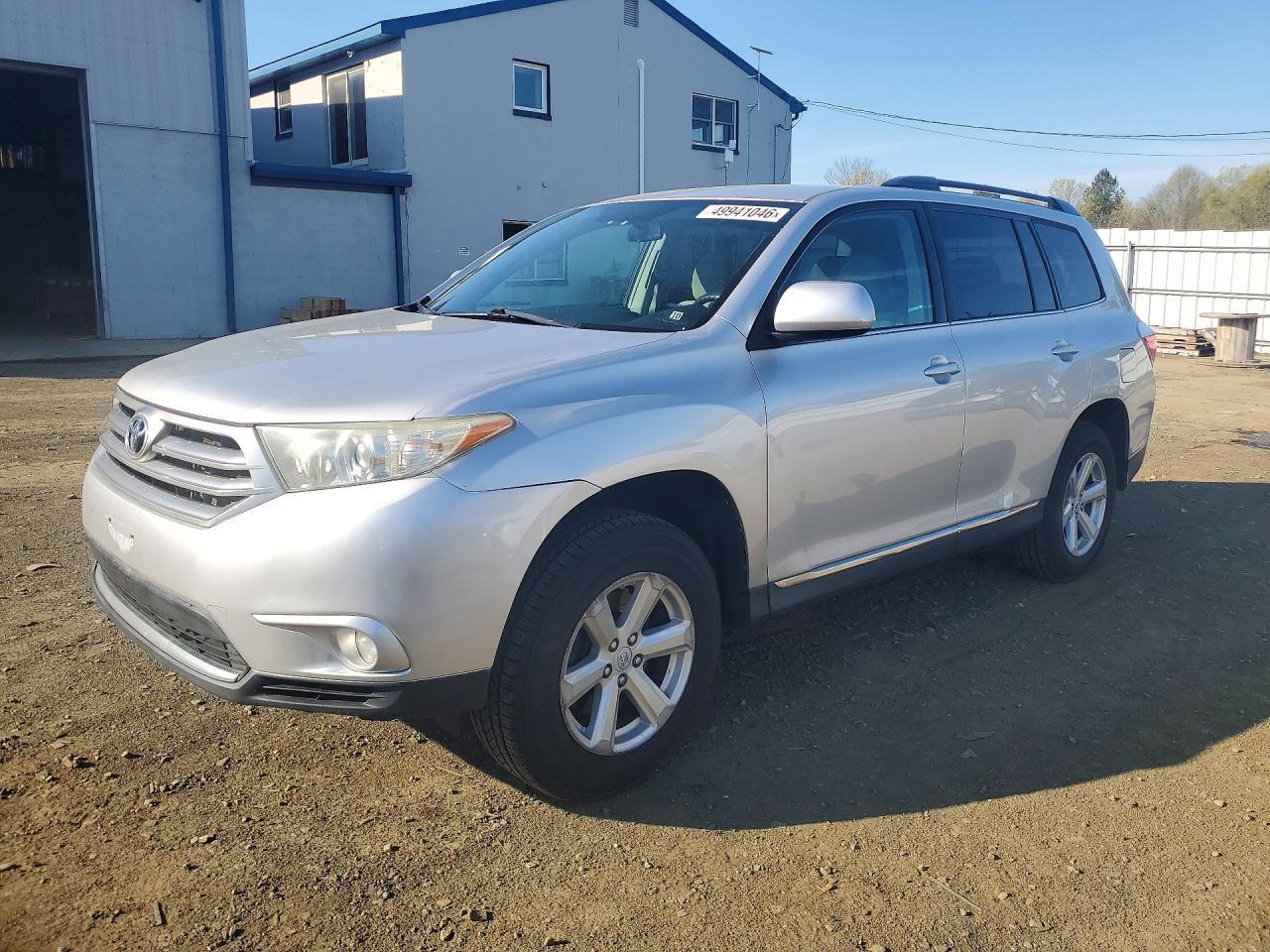 2013 TOYOTA HIGHLANDER
