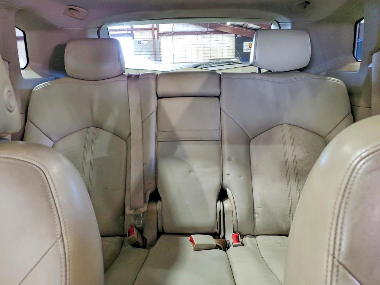 2011 CADILLAC SRX