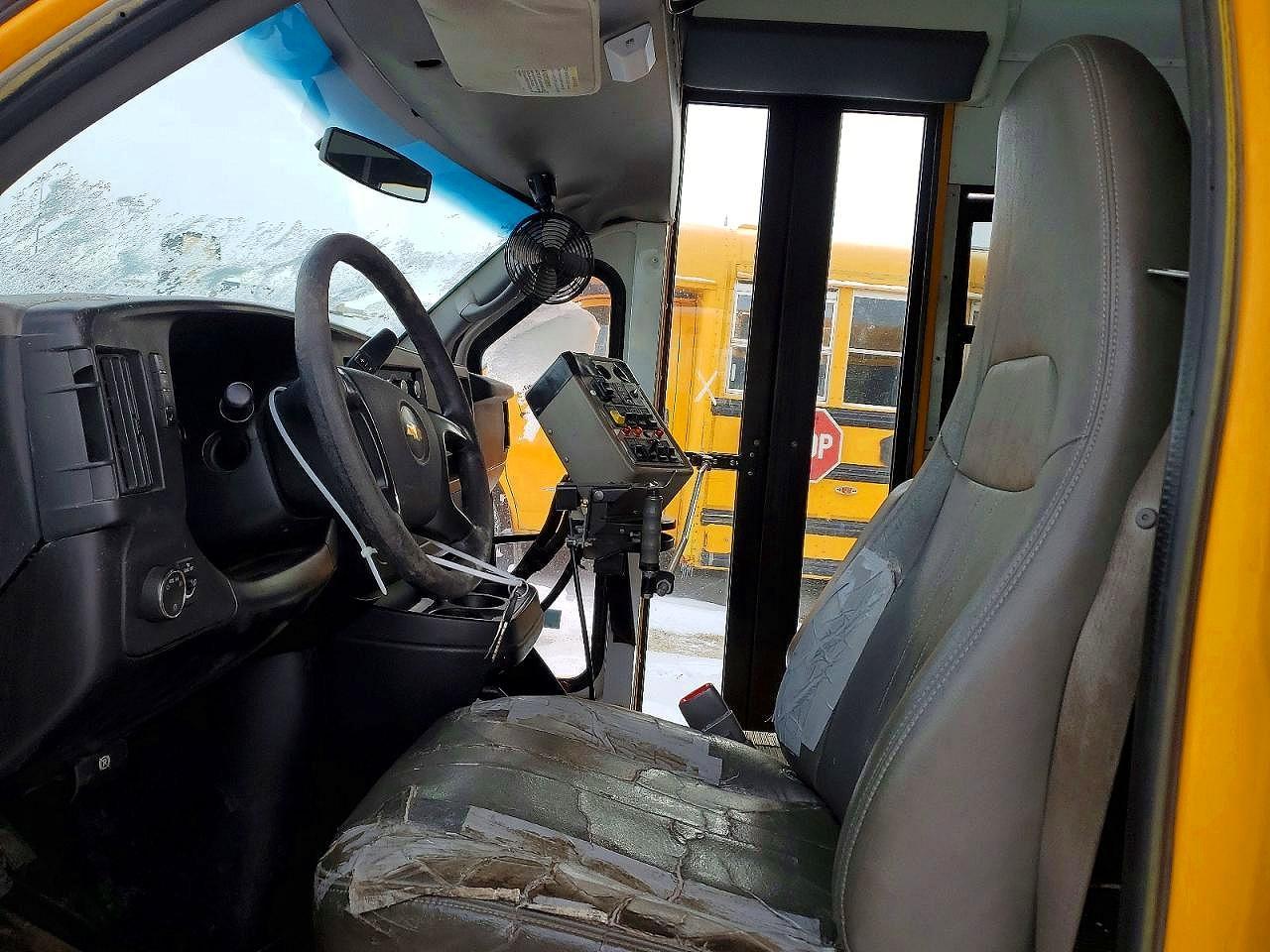 2011 CHEVROLET EXPRESS 2500