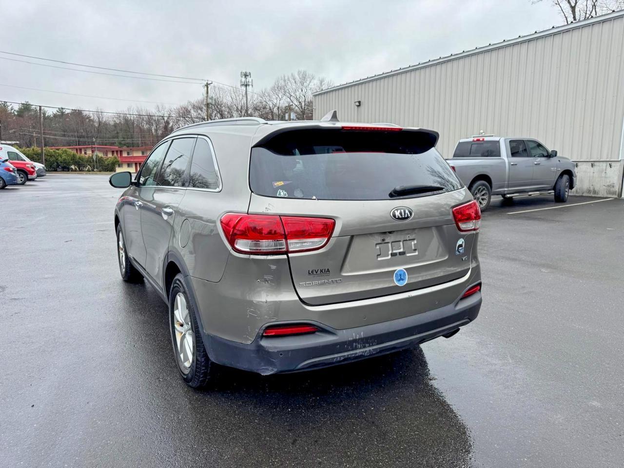 2016 KIA SORENTO