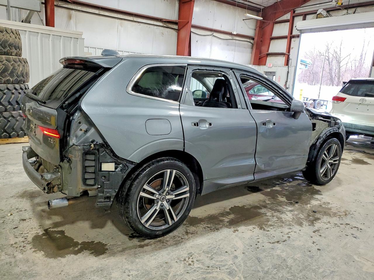 2018 VOLVO XC60