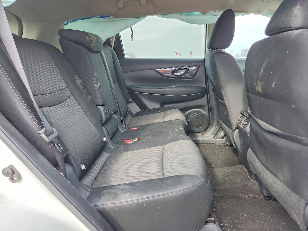 2017 NISSAN ROGUE