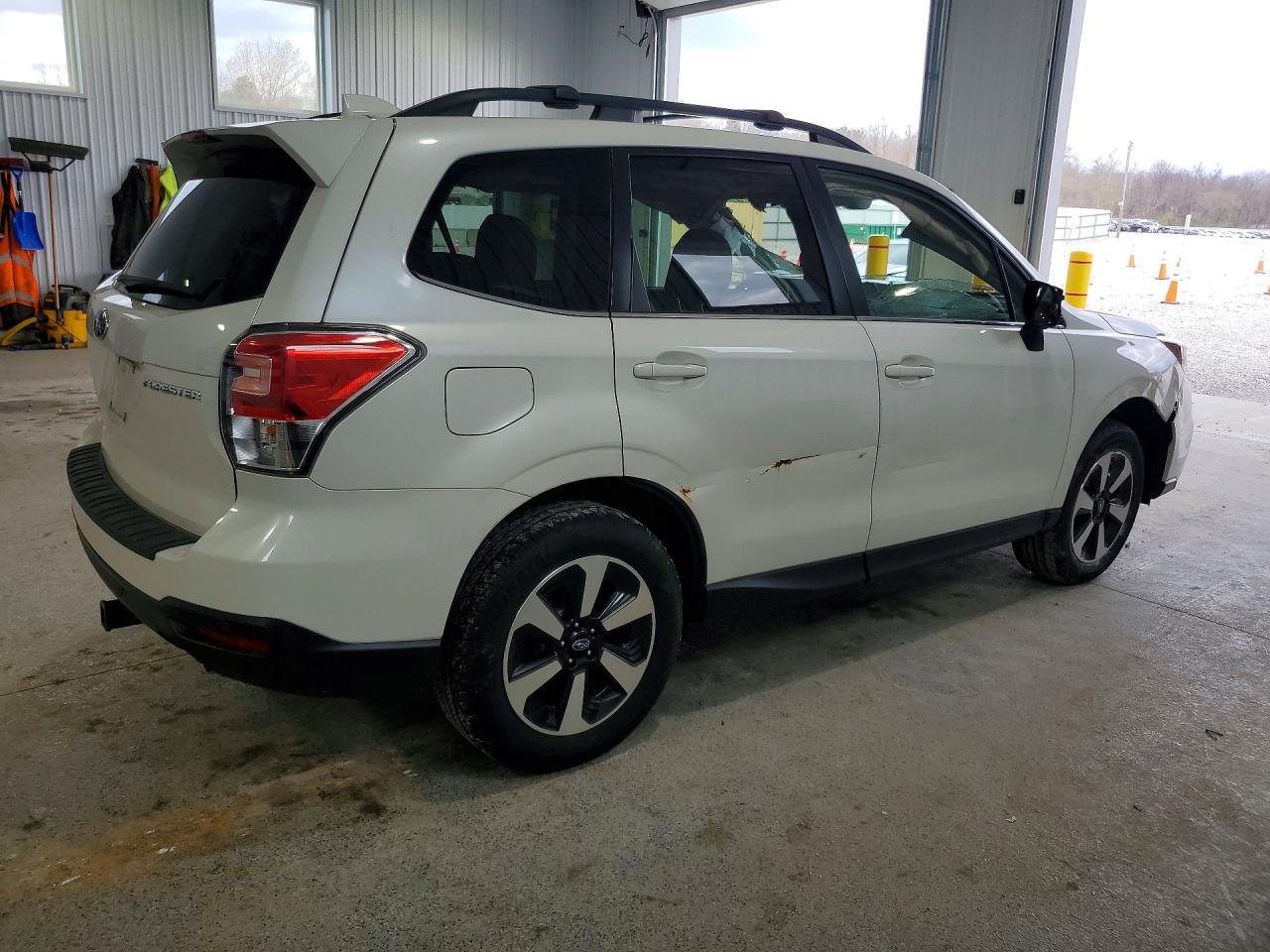 2018 SUBARU FORESTER