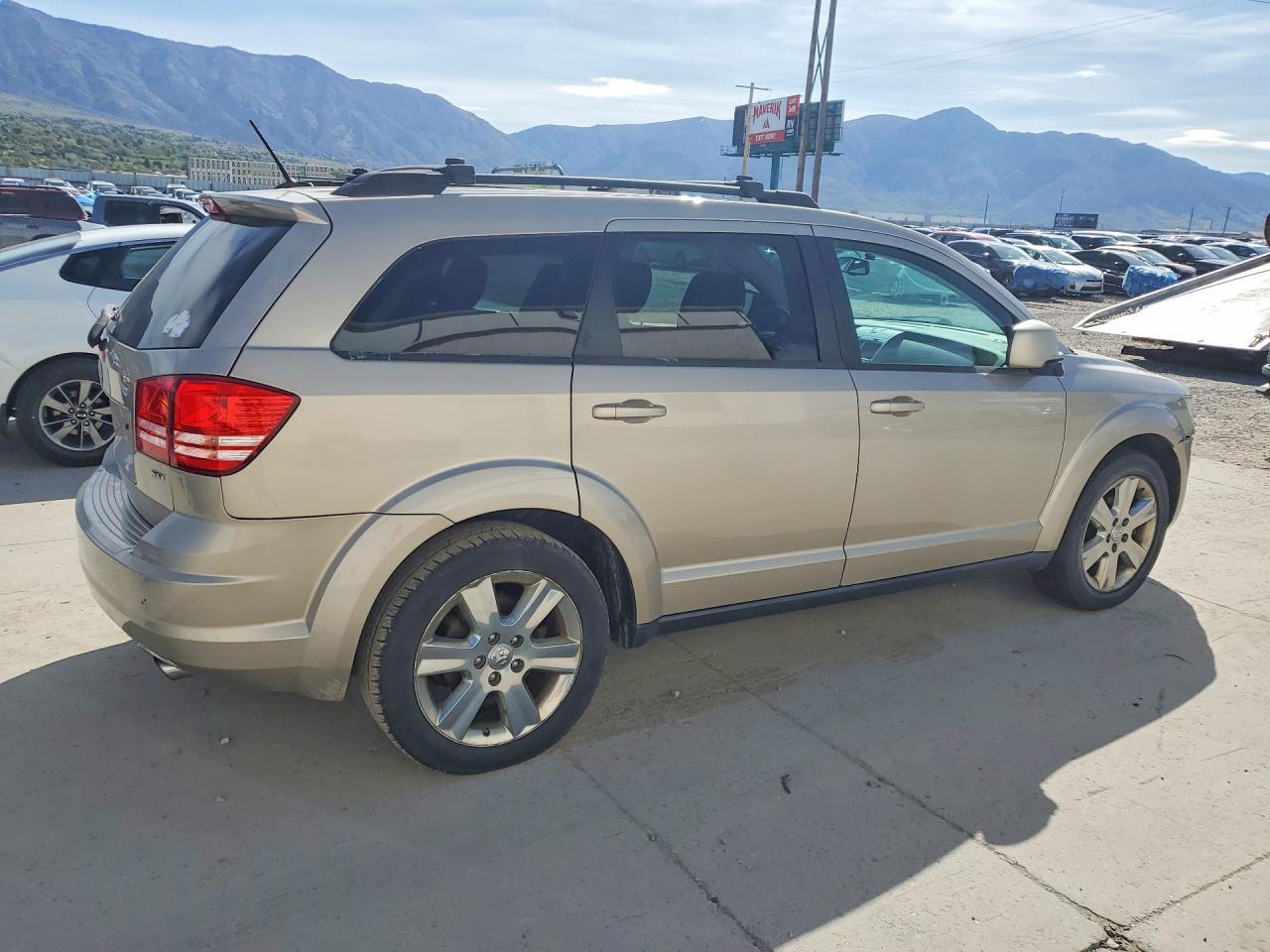 2009 DODGE JOURNEY