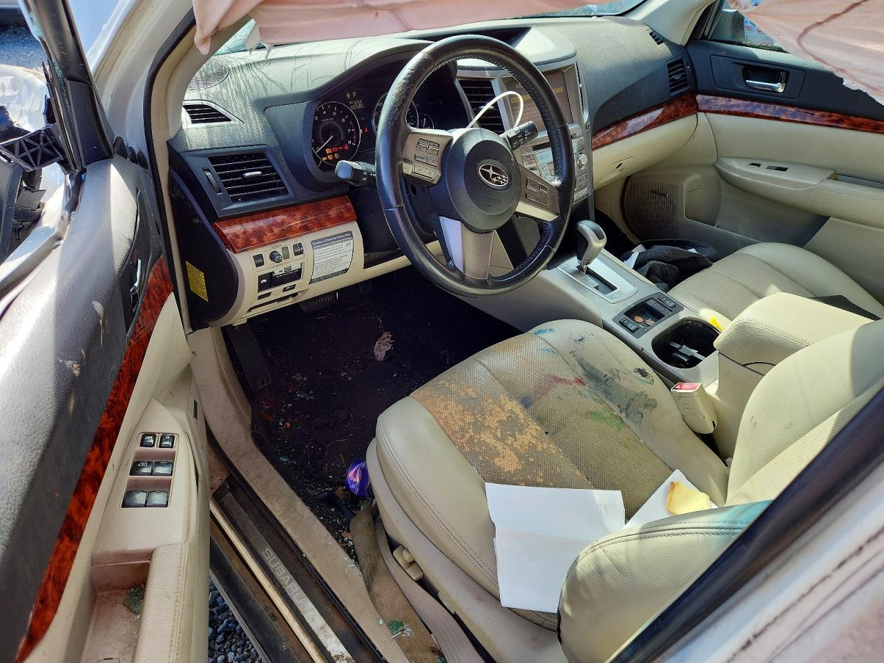 2010 SUBARU Outback