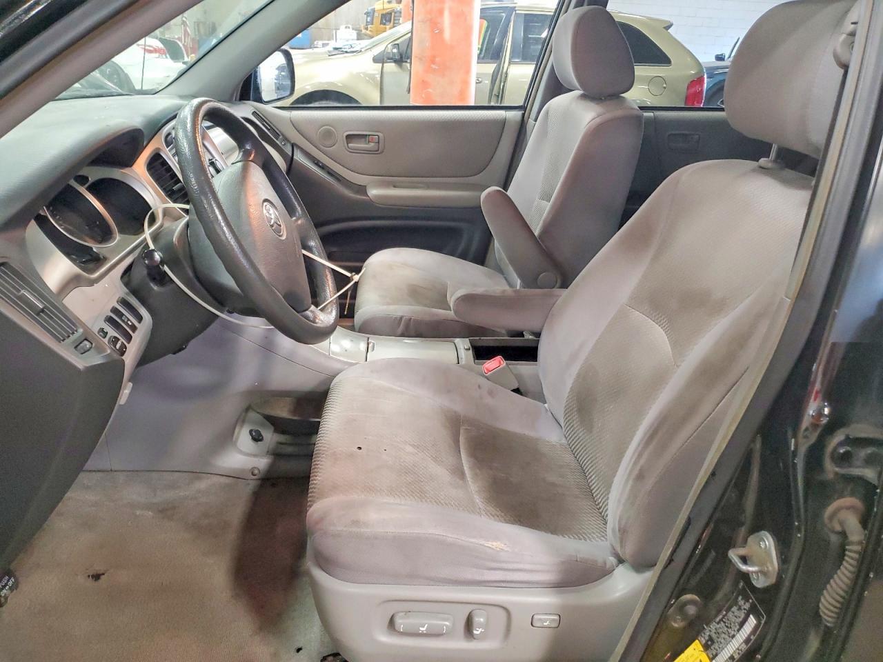 2006 TOYOTA HIGHLANDER