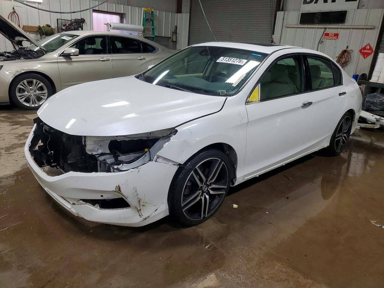 2017 HONDA ACCORD