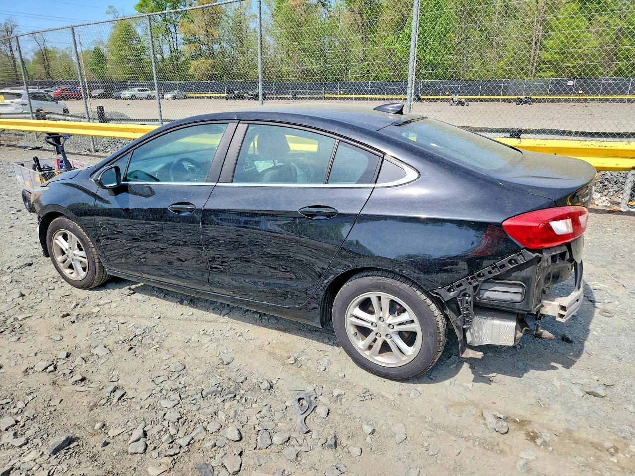 2017 CHEVROLET CRUZE