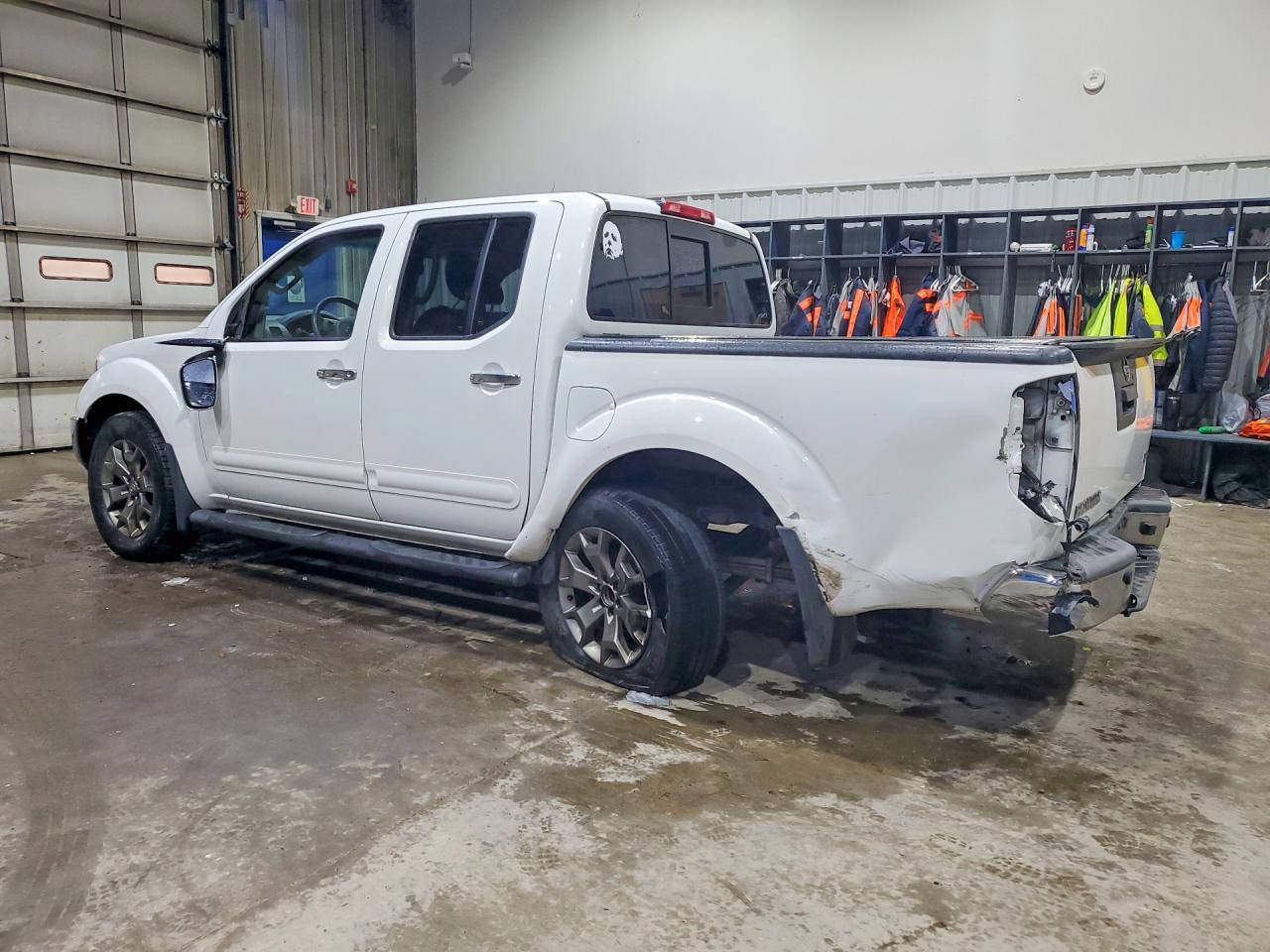 2016 NISSAN Frontier