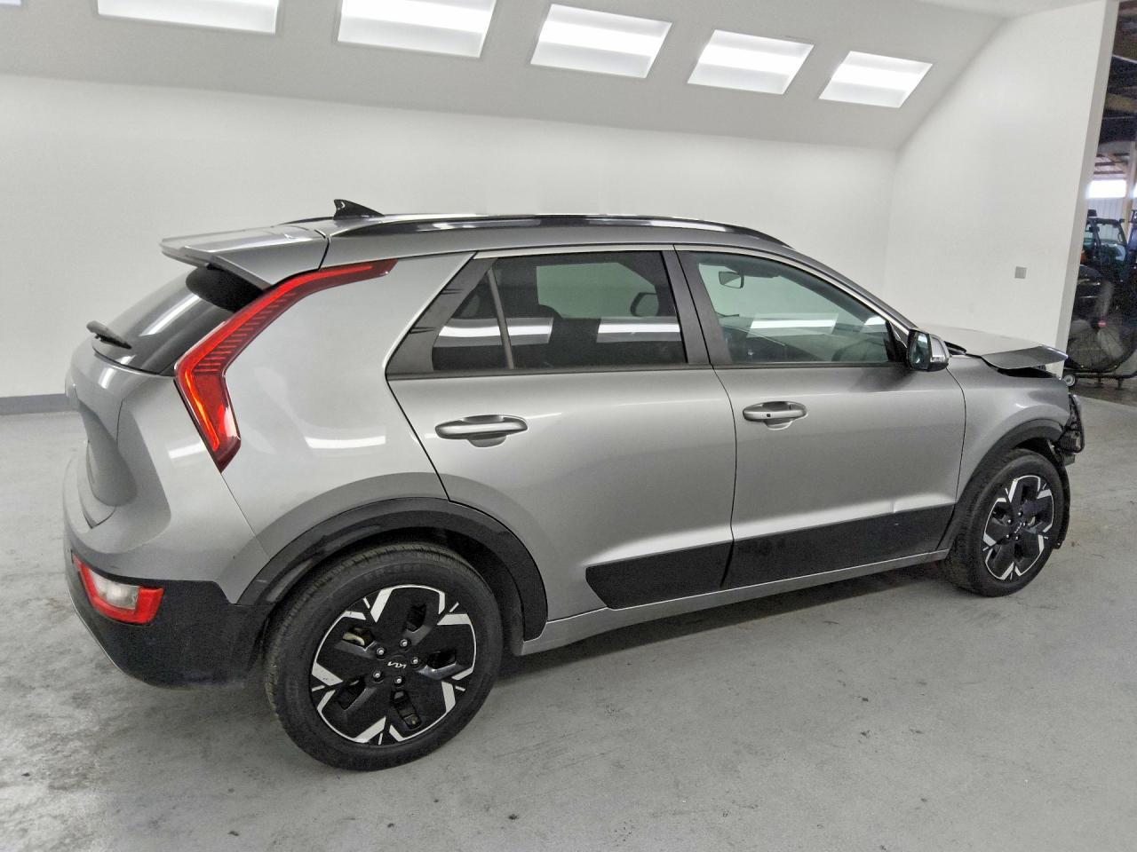 2023 KIA Niro
