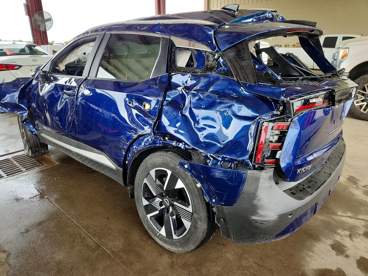 2026 NISSAN KICKS